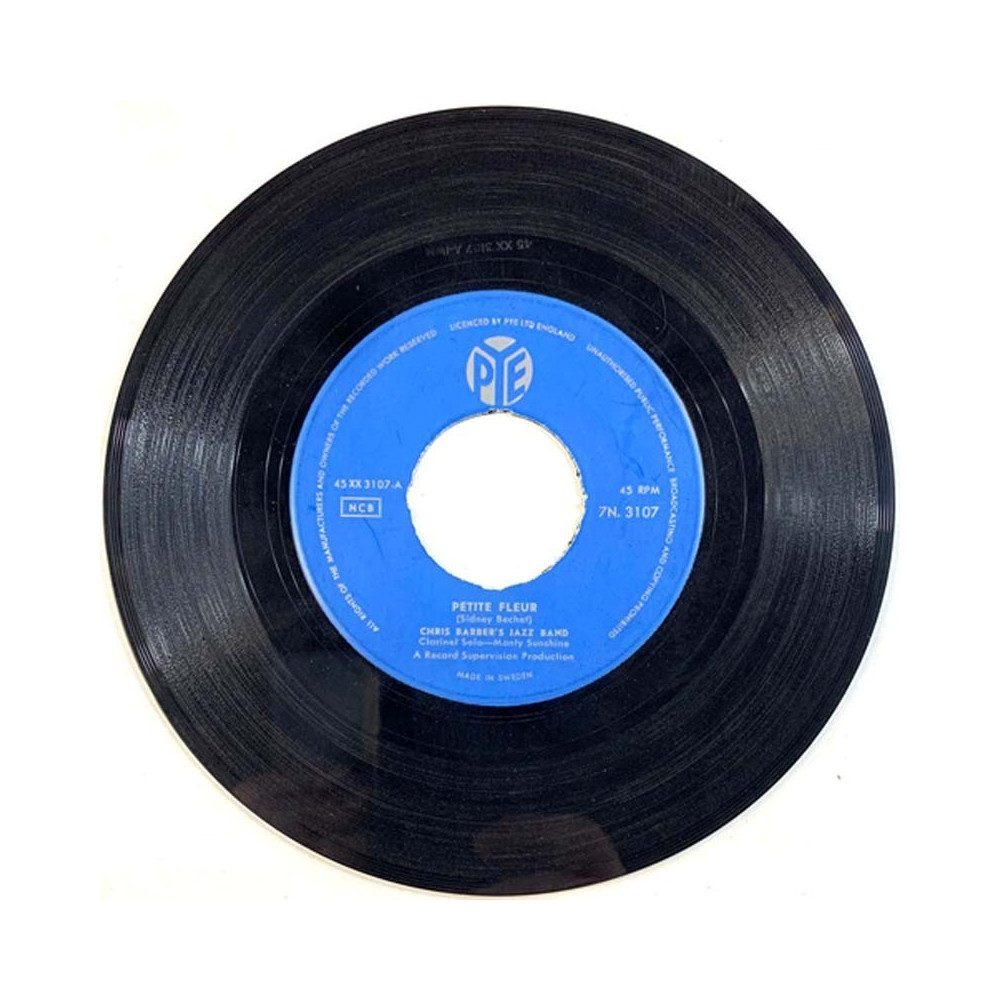 Chris Barber's Jazz Band: Petite Fleur / Wild Cat Blues  kansi Ei kuvakantta levy VG+ käytetty vinyylisingle