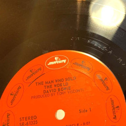 Bowie David LP The man who sold the world ( Ei alkuperäinen painos)  kansi VG- levy EX Käytetty LP