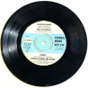 Hazamir / Carola / 2 x Vesa-Matti Loiri vinyylisingle 4 Iskelmää 1969  kansi Ei kuvakantta levy VG- käytetty vinyylisingle PS