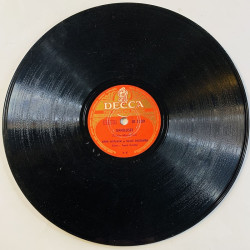 Anna Mutanen & K, Ruusunen / Antti Koskinen 1942 SD 5039 Onnelliset / Annina stenkaka 78-varvare