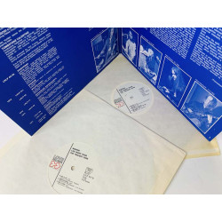 Wigwam LP Live Music from the Twilight Zone 2LP  kansi VG+ levy EX Käytetty LP
