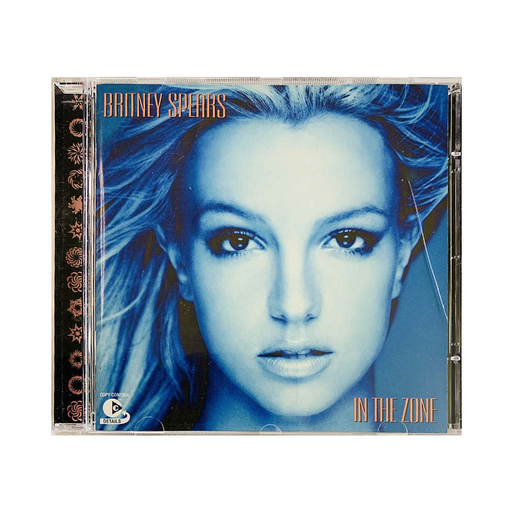 Spears Britney CD In The Zone  kansi EX levy EX Käytetty CD