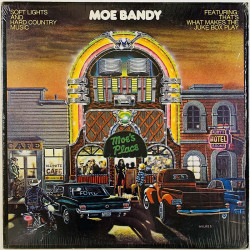 Bandy Moe 1978 35288 Soft lights and hard country music Begagnat LP