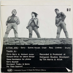 Attak 1982 Oi 17 Murder in the subway / Future dreams begagnad singelskiva