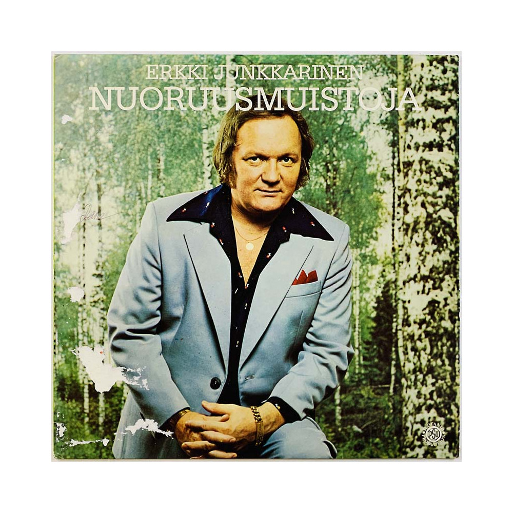 Junkkarinen Erkki LP Nuoruusmuistoja  kansi VG- levy EX- Käytetty LP