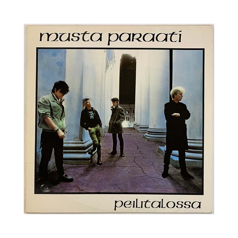 Musta Paraati LP Peilitalossa  kansi EX- levy EX Käytetty LP