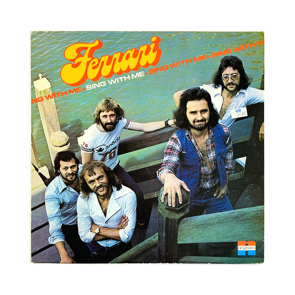 Ferrari LP Sing with me  kansi EX- levy EX Käytetty LP