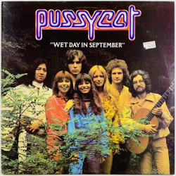 Pussycat LP Wet day in september  kansi EX levy EX Käytetty LP