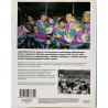 Liigatähdet - Ari ja Pasi Mennander 2004 ISBN 951-20-6684-x Jääkiekon SM-liiga 30 vuotta 1975-2005 Käytetty kirja