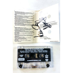 Lund Tamara & Alexandru Ionitza Musiikkikasetti Niin paljon kuuluu rakkauteen  kansi EX levy EX käytetty kasetti