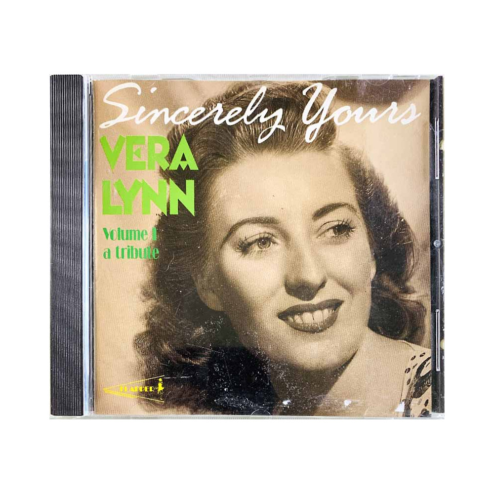 Lynn Vera CD Sincerely Yours - Volume I  kansi EX- levy EX Käytetty CD