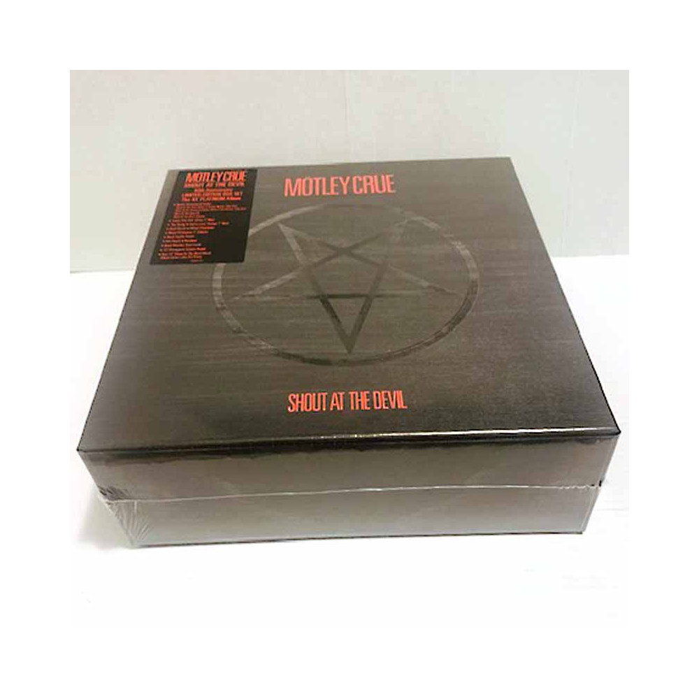 Mötley Crüe LP Shout At The Devil, limited edition boksi  LP