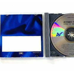 Jethro Tull Käytetty CD Living in the Past kansivihko EX- CD:n kunto EX Käytetty CD