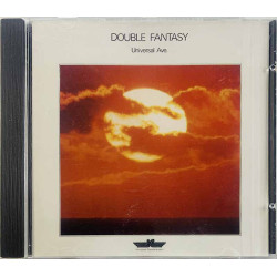 Double Fantasy CD Universal Ave.  kansi EX- levy VG+ Käytetty CD