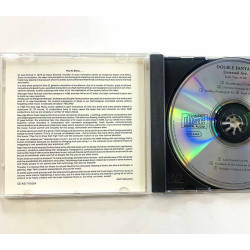 Double Fantasy CD Universal Ave.  kansi EX- levy VG+ Käytetty CD