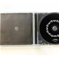Tusmørke 2014 SVR270CD Riset Bak Speilet CD Begagnat