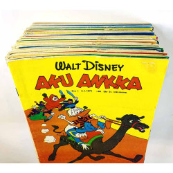 Aku Ankka 1973 1-52 vuosikerta 1973 52 numeroa aikakauslehti