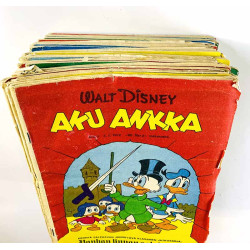 Aku Ankka 1972 1-3, 5-16, 18-26, 28, 30-52 vajaa vuosikerta 1972 48 mumeroa, puuttuvat 4,17,27,29 aikakauslehti