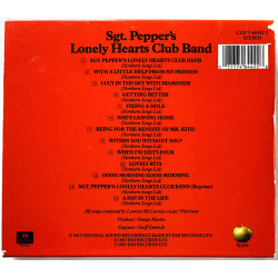 Beatles CD Sgt. Pepper's Lonely Hearts Club Band  kansi EX- levy EX Käytetty CD