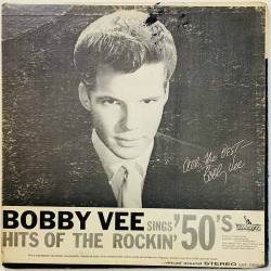 Vee Bobby LP Sings hits of the rockin’ 50’s  kansi VG levy VG Käytetty LP