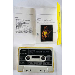 Nazareth: Razamanaz kansipaperi VG , musiikkikasetin kunto G+ käytetty kasetti