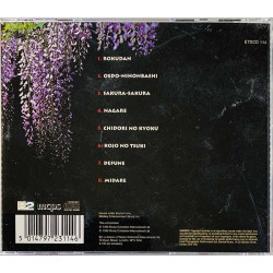 joku soittaa Koto soitinta CD Traditional Japanese Koto Music  kansi EX- levy EX Käytetty CD
