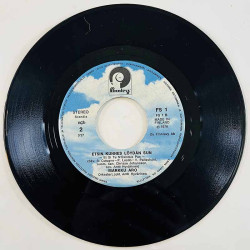 Aro Markku Käytetty 7” ei kuvakantta Yön hyväilyyn maa vaipuu / Etsin kunnes löydän sun  kansi Ei kuvakantta levy EX käytetty vi