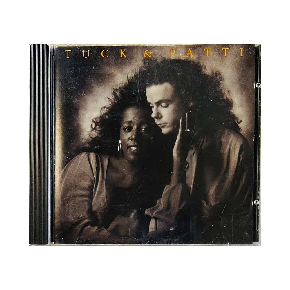 Tuck & Patti CD Love Warriors  kansi EX levy EX Käytetty CD