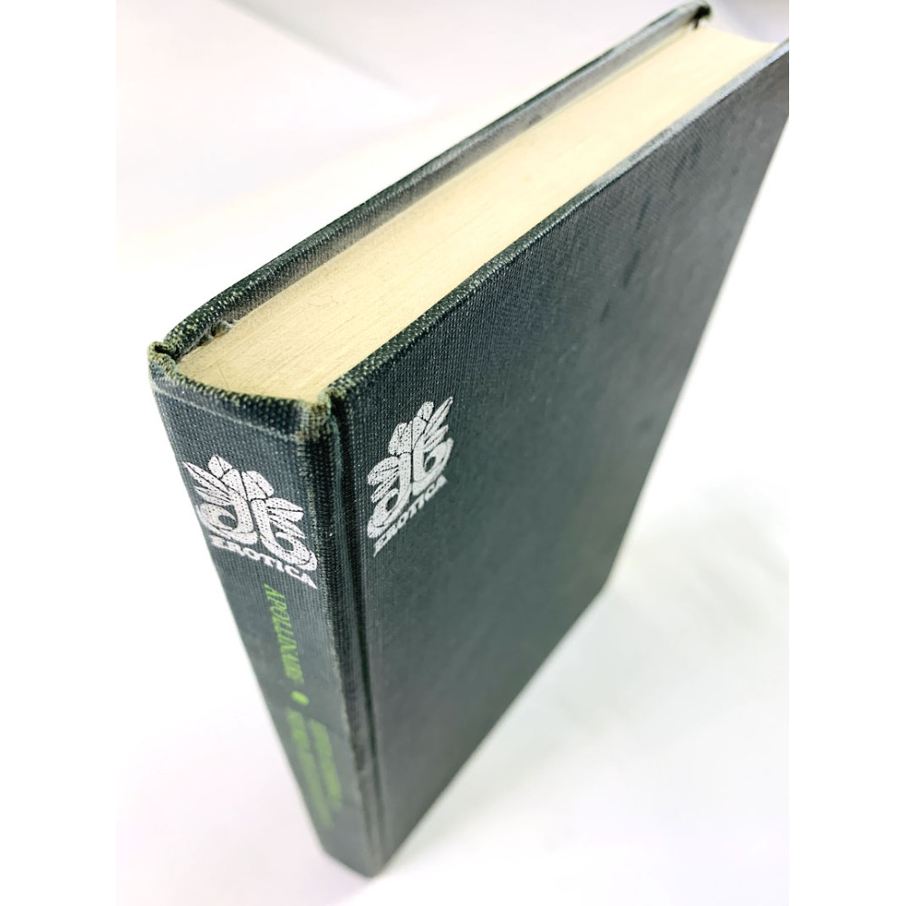 Suomentanut Väinö Kirstinä 1970 ISBN 95120-0064-4 Hirveä Hospodar ja nuoren Don Juanin urotyöt Käytetty kirja
