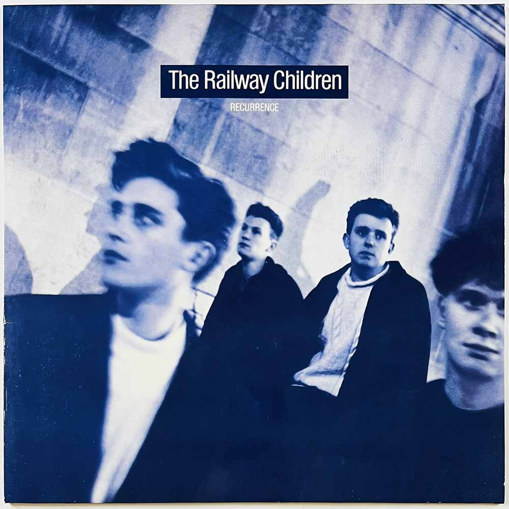 Railway Children LP Recurrence  kansi EX levy EX Käytetty LP