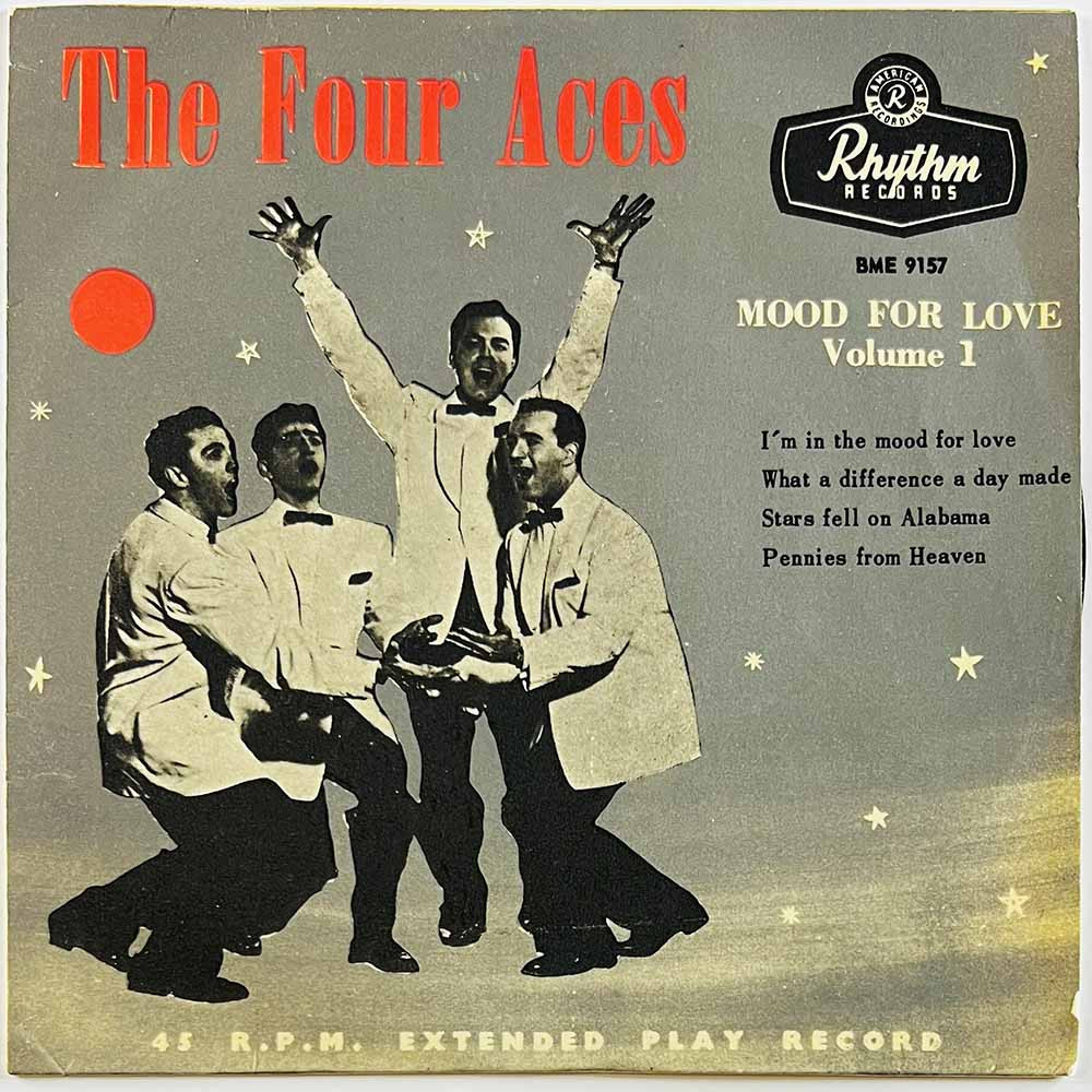 Four Aces käytetty 7” kuvakannella Moos for love volume 1 EP  kansi VG+ levy VG+ käytetty vinyylisingle PS