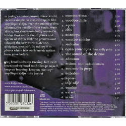 Kidjo Angélique CD Keep on moving • the best of Angélique Kidjo  kansi EX levy EX Käytetty CD