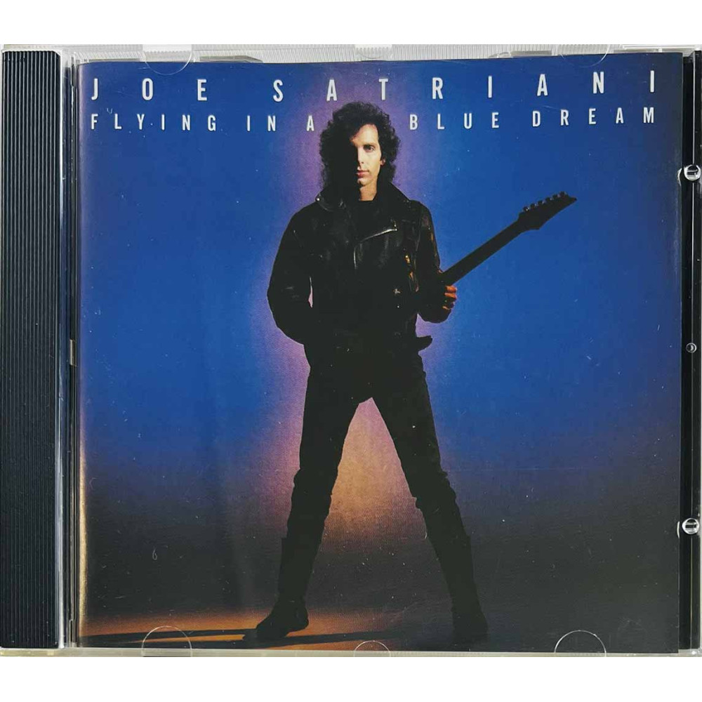 Satriani Joe CD Flying in a blue dream  kansi EX levy EX Käytetty CD