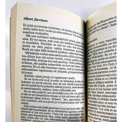 Lähteenmaa Jaana (toim.) 1989 ISBN 951-662-468-5 Rockin seksuaalisuus Käytetty kirja