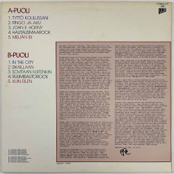 Aku Juha Martti & Mikko LP Soolot  kansi EX- levy EX Käytetty LP