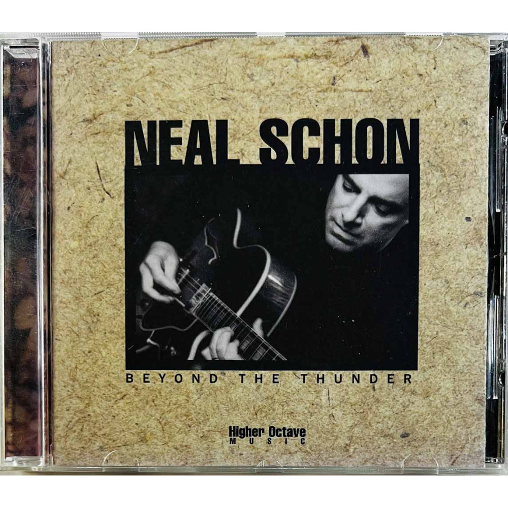 Schon Neal CD Beyond The Thunder  kansi EX levy VG+ Käytetty CD