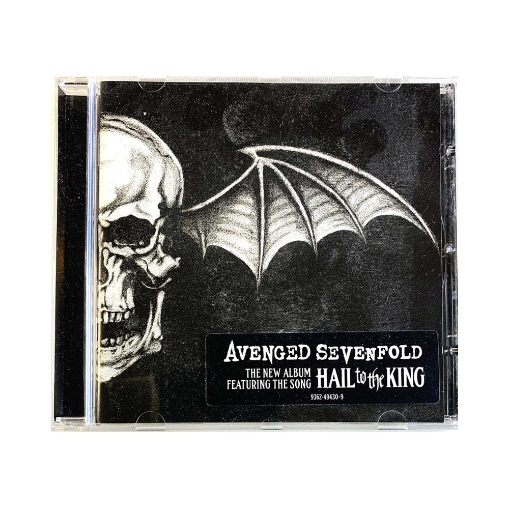 Avenged Sevenfold käytetty CD Hail to the King  kansi EX levy EX Käytetty CD