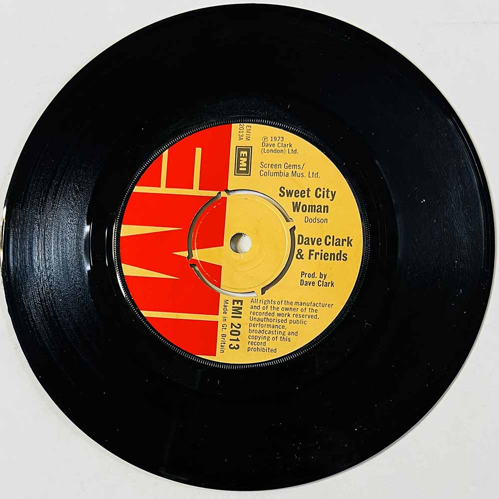 Dave Clark & Friends Käytetty 7” ei kuvakantta Sweet City Woman  kansi Ei kuvakantta levy EX- käytetty vinyylisingle
