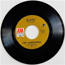 Sandpipers Käytetty 7” ei kuvakantta Glass / It's Over  kansi Ei kuvakantta levy VG+ käytetty vinyylisingle