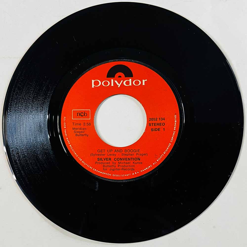 Silver Convention Käytetty 7” ei kuvakantta Get Up And Boogie / Son Of A Gun  kansi Ei kuvakantta levy VG+ käytetty vinyylisingl