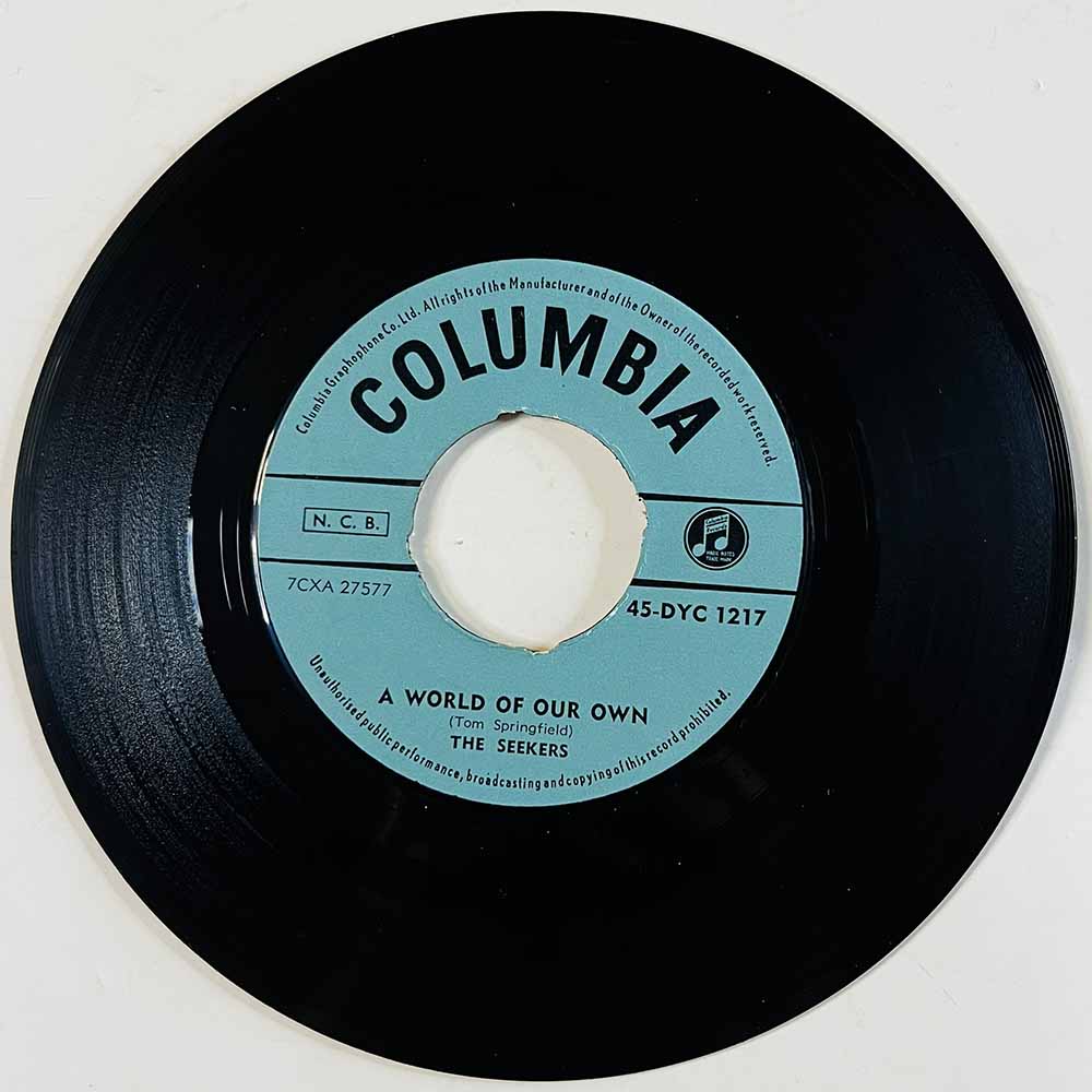 Seekers Käytetty 7” ei kuvakantta A World Of Our Own  kansi Ei kuvakantta levy EX- käytetty vinyylisingle