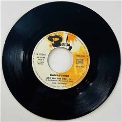 Gamasound Käytetty 7” ei kuvakantta L'Ile Bleue  kansi Ei kuvakantta levy VG käytetty vinyylisingle
