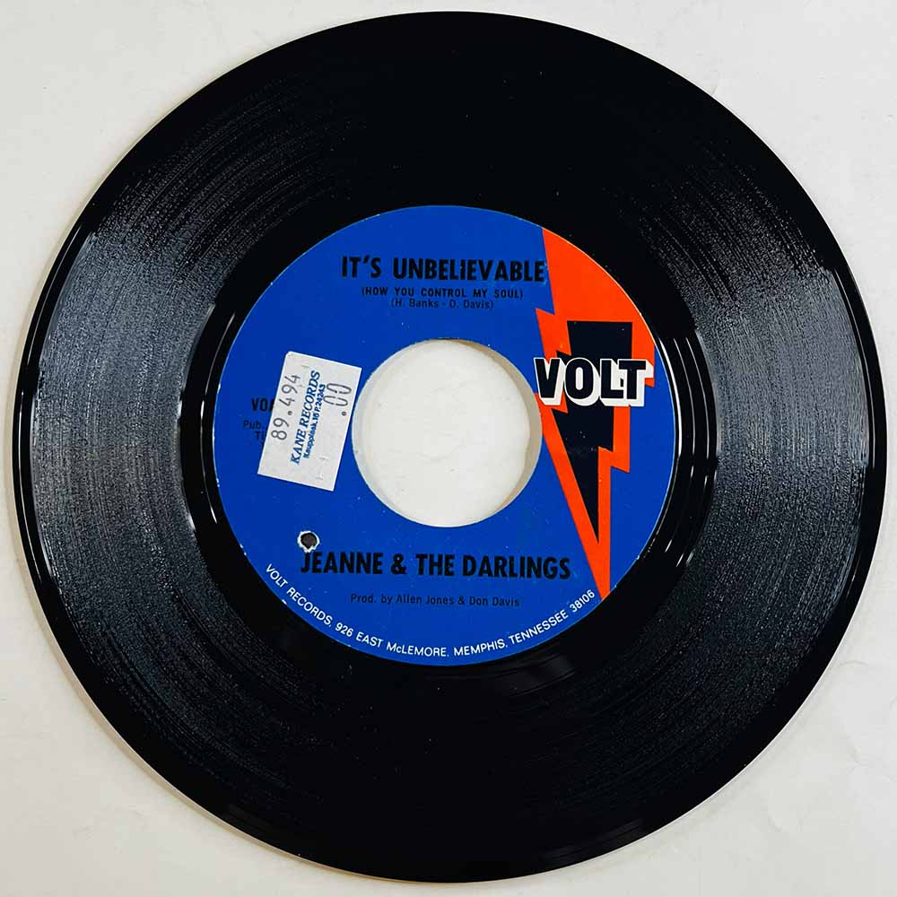 Jeanne & The Darlings Käytetty 7” ei kuvakantta It's unbelievable (how you control my soul)  kansi Ei kuvakantta levy EX käytett