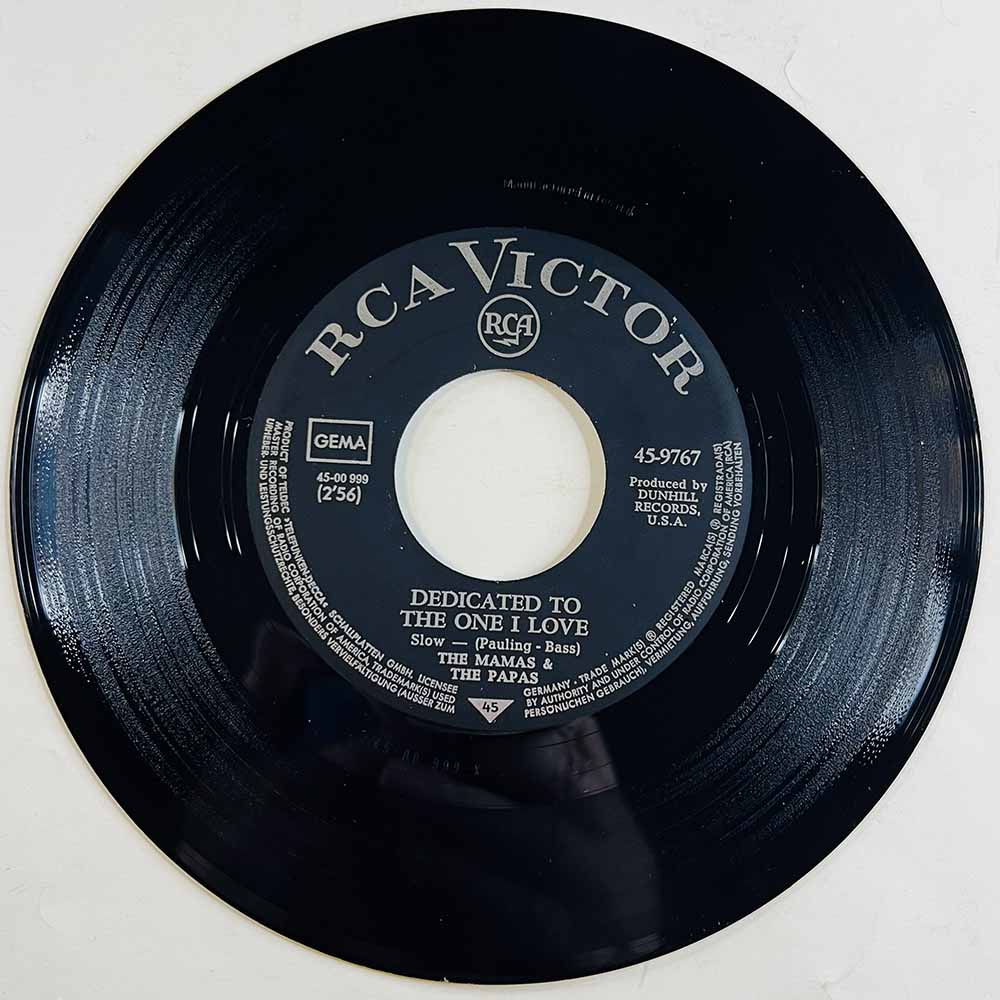 Mamas & The Papas 1967 45-9767 Dedicated To The One I Love begagnad singelskiva