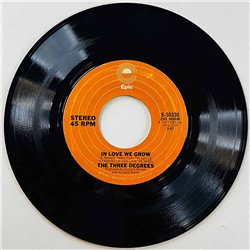 Three Degrees 1977 8-50330 Standing Up For Love begagnad singelskiva