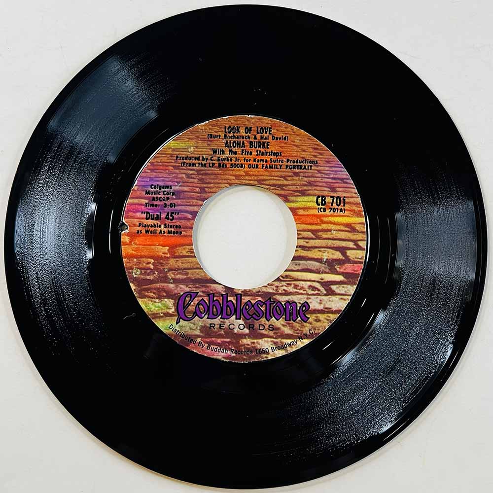 Alohe Burke With Five Stairsteps Käytetty 7” ei kuvakantta Look Of Love  kansi Ei kuvakantta levy VG käytetty vinyylisingle