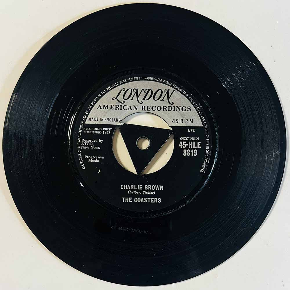 Coasters Käytetty 7” ei kuvakantta Charlie Brown  kansi Ei kuvakantta levy vg käytetty vinyylisingle