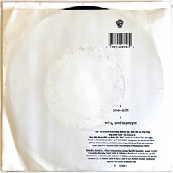 Bee Gees vinyylisingle One  kansi VG+ levy EX käytetty vinyylisingle
