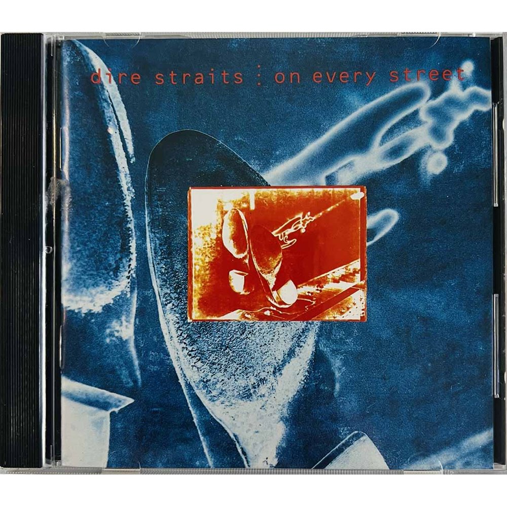 Dire Straits CD On every street  kansi EX levy EX- Käytetty CD