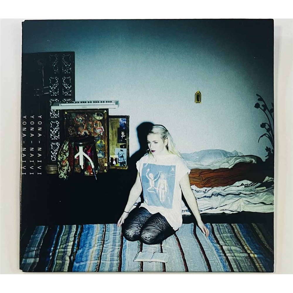 Yona 2015 KR15001 Naivi CD Begagnat